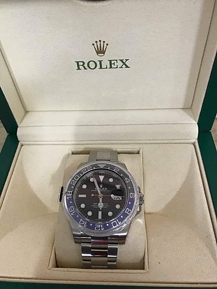 รับซื้อRolex Batman มือสองของแท้ให้ราคาสูง